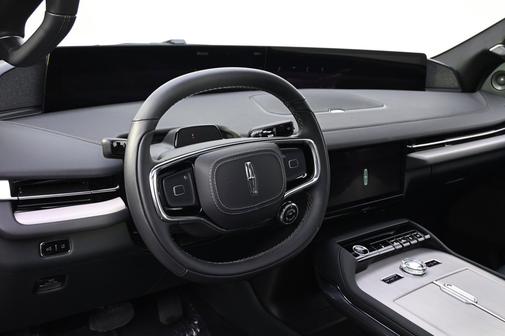 New 2025 Lincoln Navigator Reserve w/ Jet Appearance Package image 11