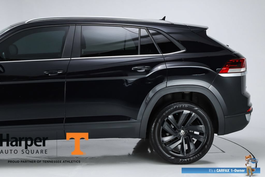 Used 2023 Volkswagen Atlas Cross Sport SE w/ Panoramic Sunroof Package AWD/4WD image 4