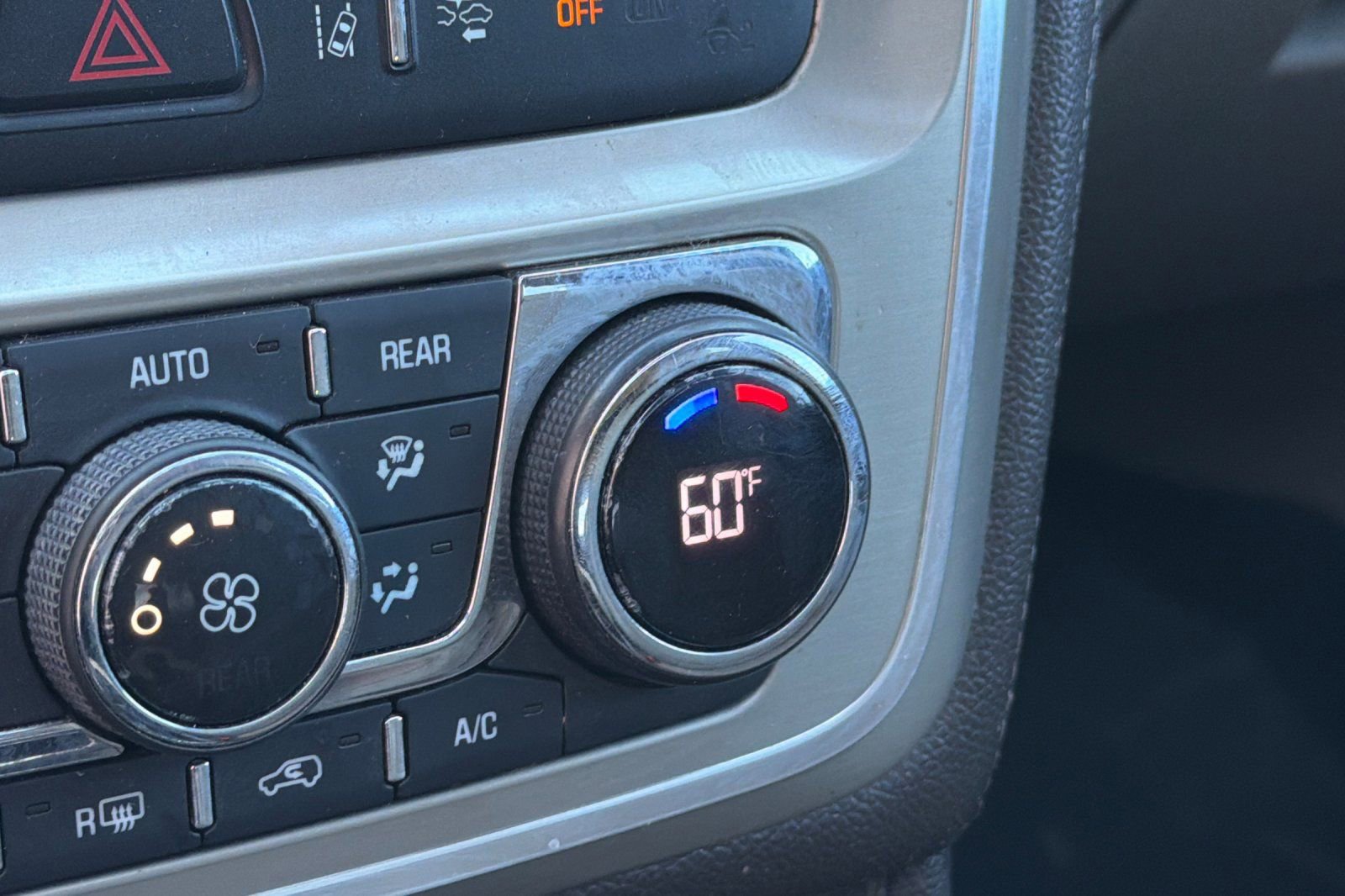 Used 2015 GMC Acadia Denali AWD/4WD image 30