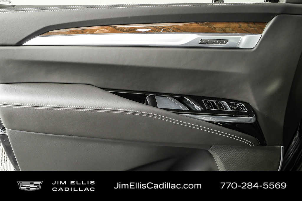 New 2026 Cadillac Escalade Platinum Sport AWD/4WD image 4