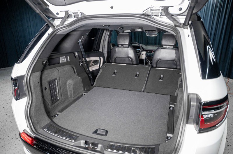 Used 2023 Land Rover Discovery Sport S R-Dynamic image 8