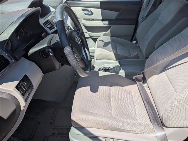 Used 2017 Honda Odyssey SE image 15