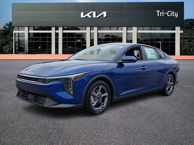 New 2026 Kia K4 FWD image 2