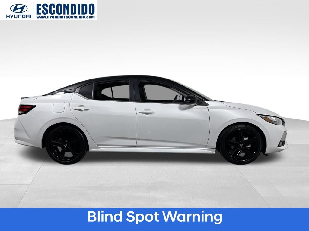 Used 2023 Nissan Sentra SR w/ Midnight Edition Package image 6