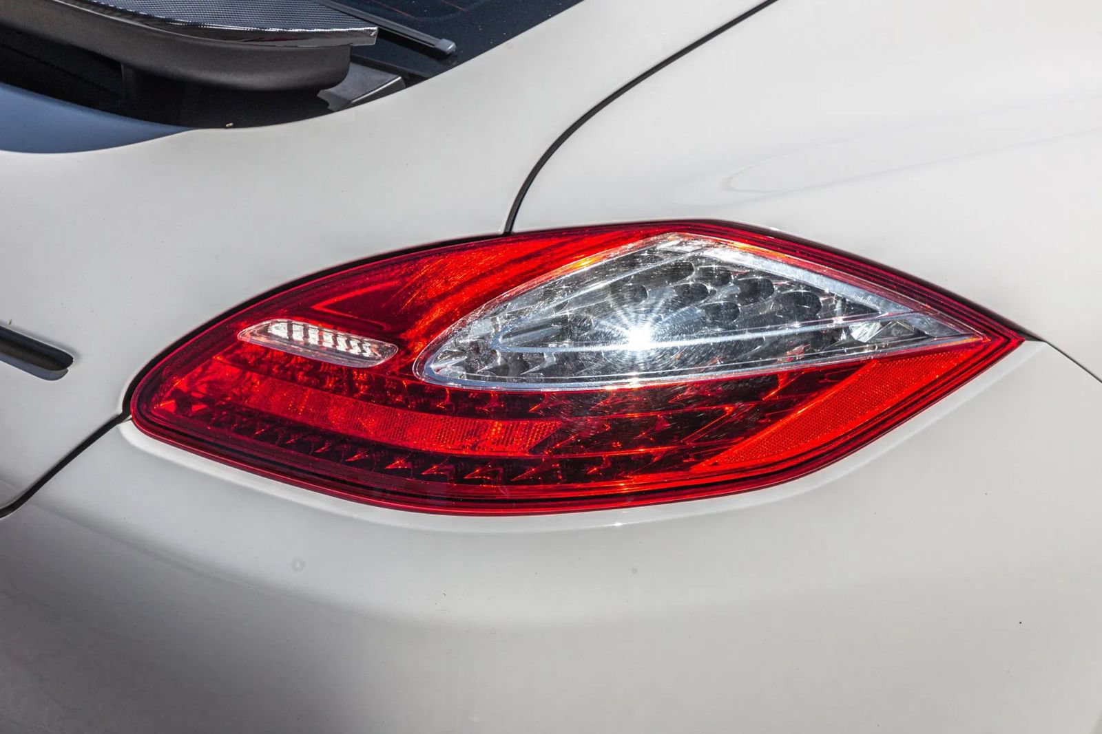Used 2012 Porsche Panamera S RWD image 34
