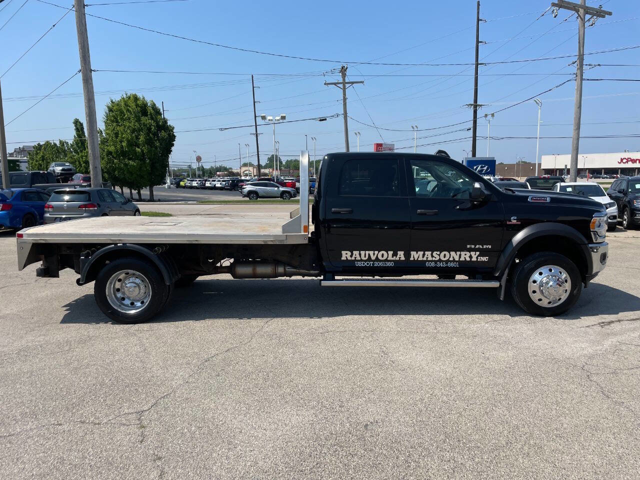 Used 2020 RAM 5500 Tradesman w/ Chrome Appearance Group image 6