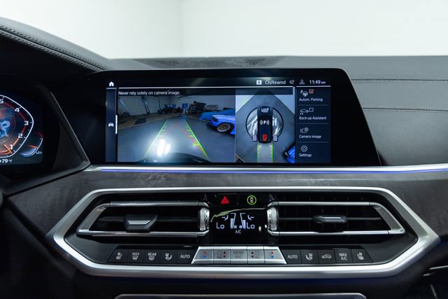 Used 2022 BMW X5 M50i AWD/4WD image 18