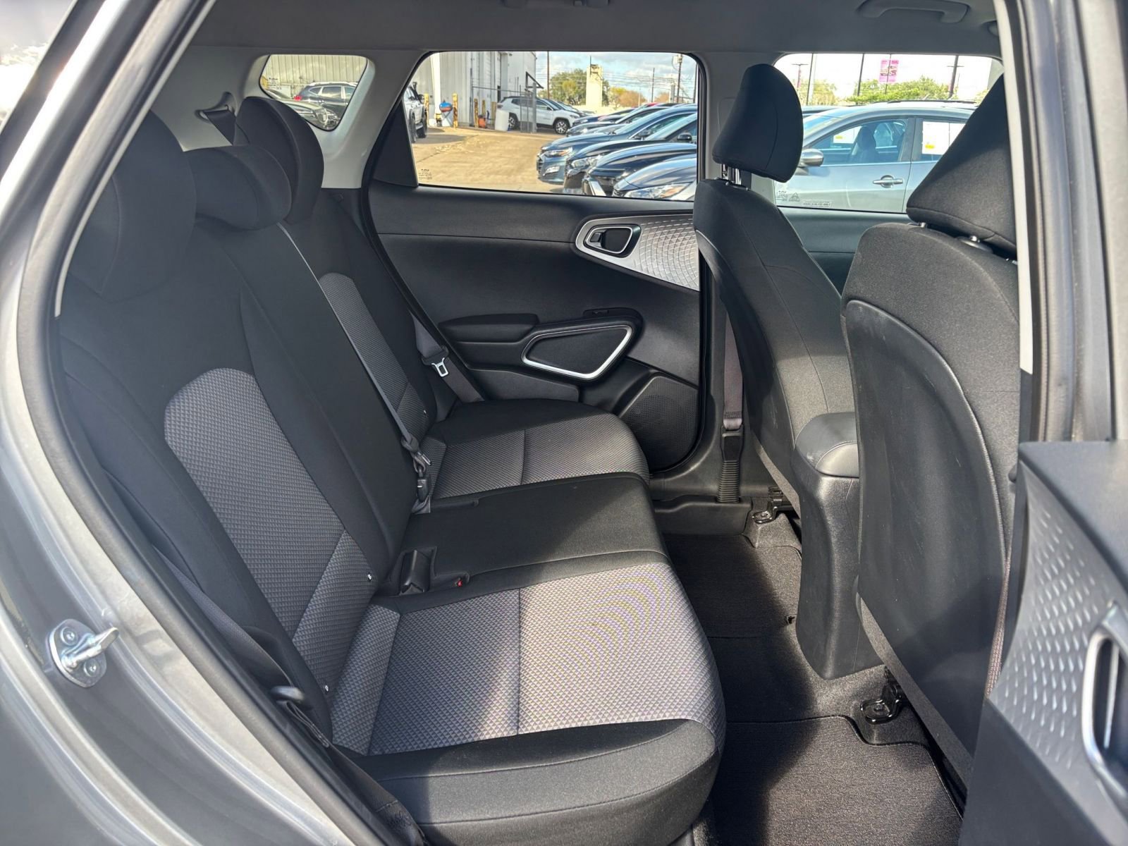 Used 2025 Kia Soul LX w/ LX Technology Package image 23