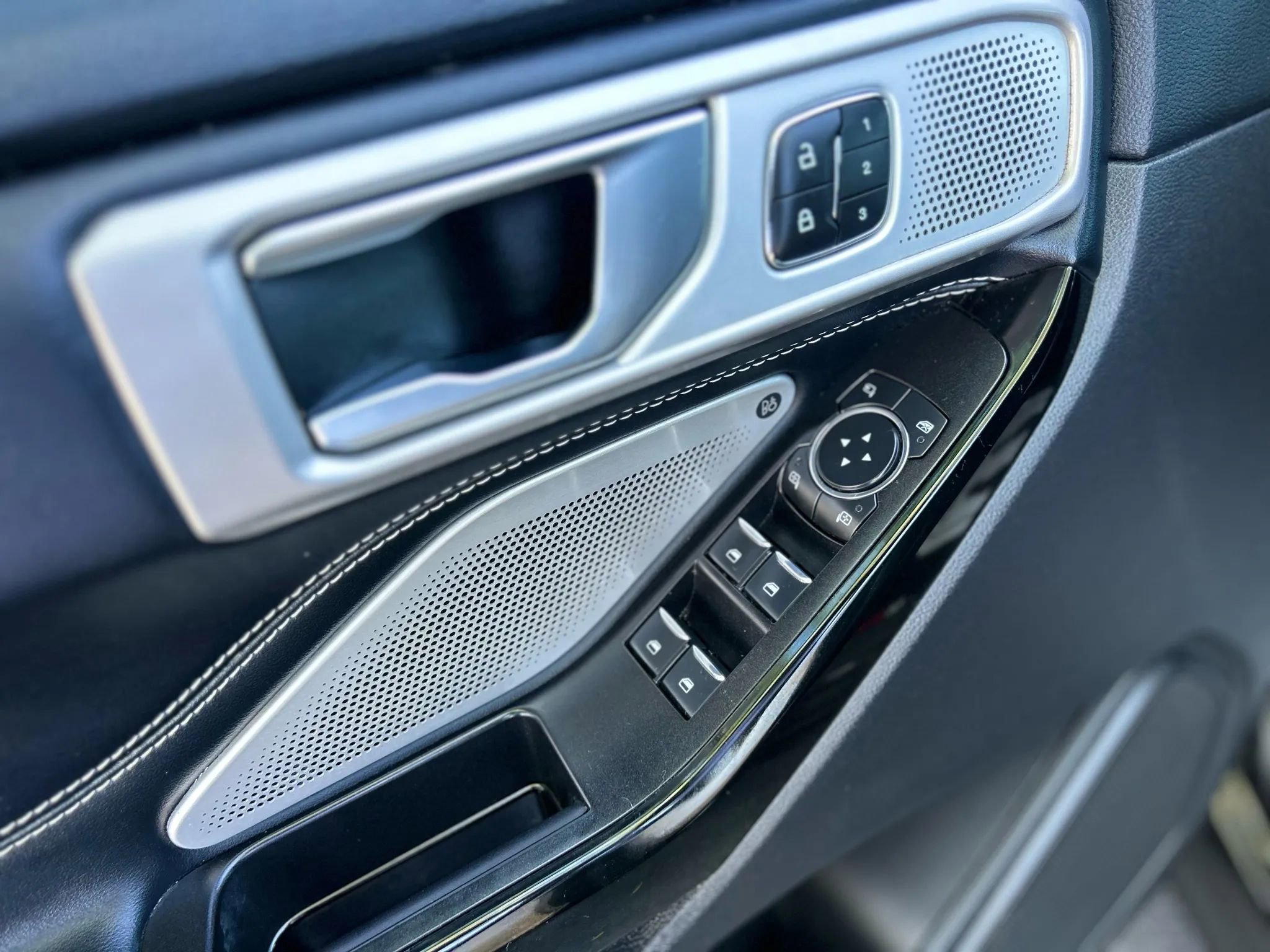 Used 2022 Ford Explorer ST w/ Equipment Group 401A image 19