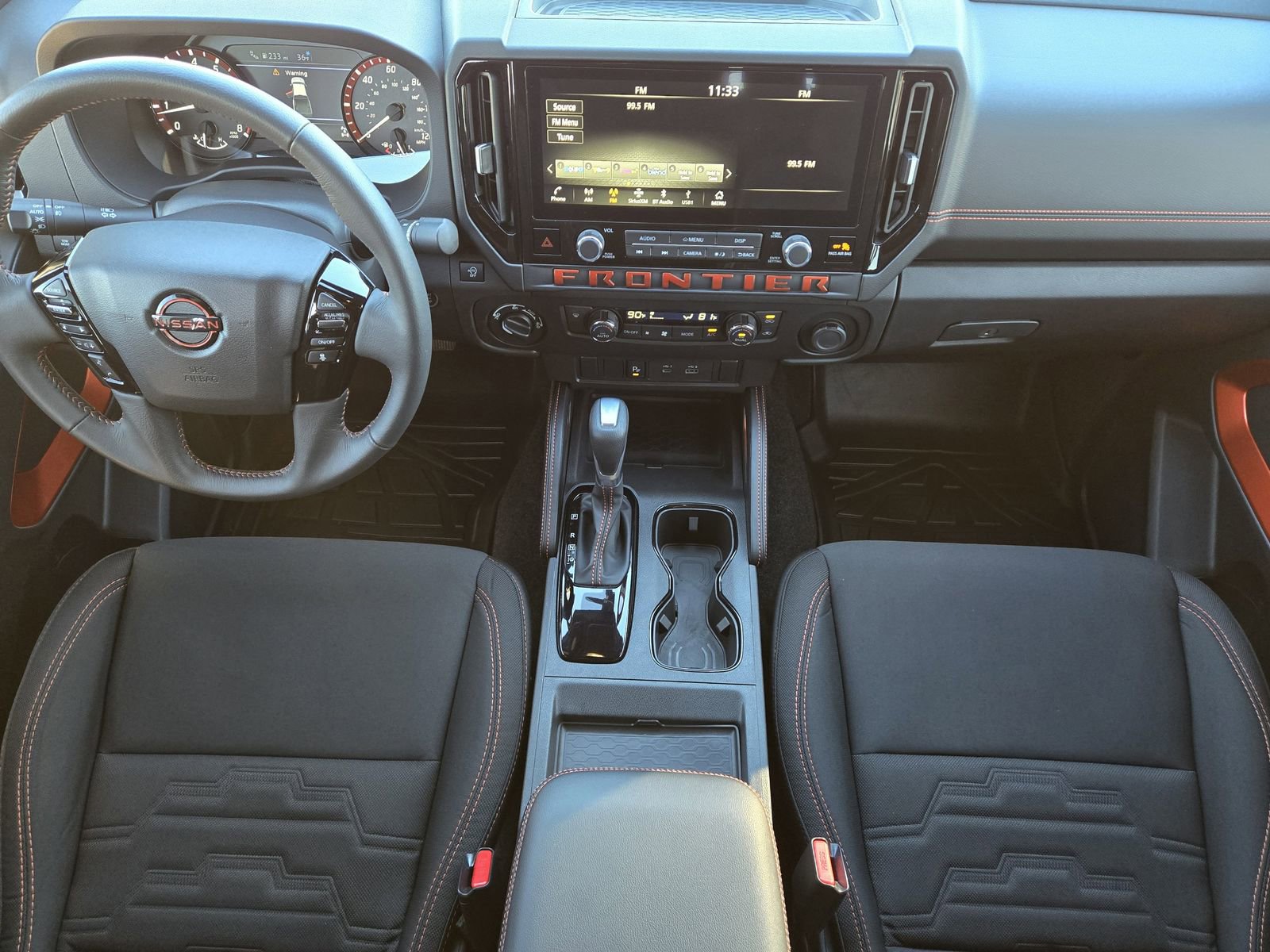 Used 2025 Nissan Frontier PRO-4X image 29