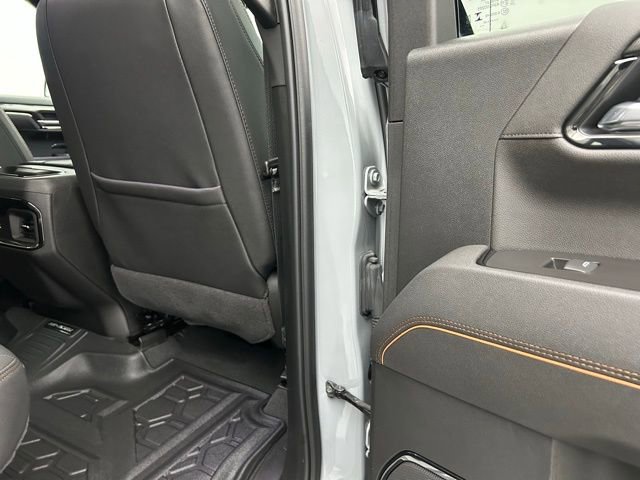 Used 2025 GMC Sierra 1500 AT4 w/ Technology Package image 38