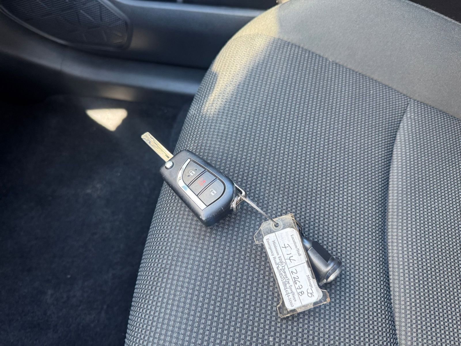 Used 2025 Toyota RAV4 LE image 22