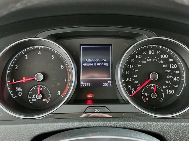 Used 2021 Volkswagen Golf 4-Door FWD image 16