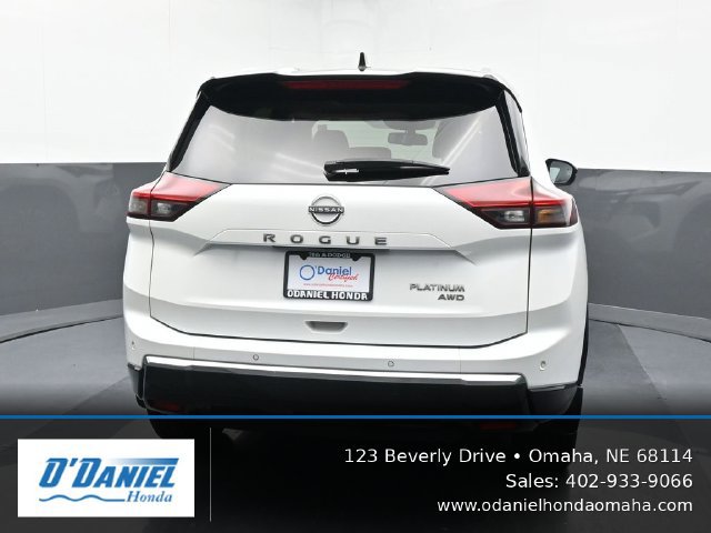 Used 2024 Nissan Rogue Platinum w/ Platinum Premium Package AWD/4WD image 5