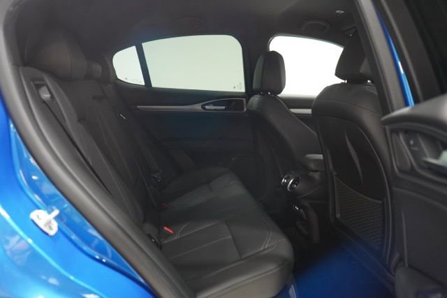 New 2025 Alfa Romeo Stelvio Sprint image 33