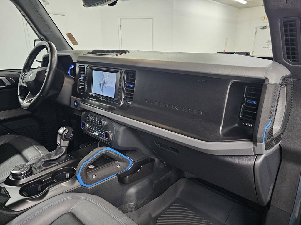 Used 2022 Ford Bronco Black Diamond AWD/4WD image 11