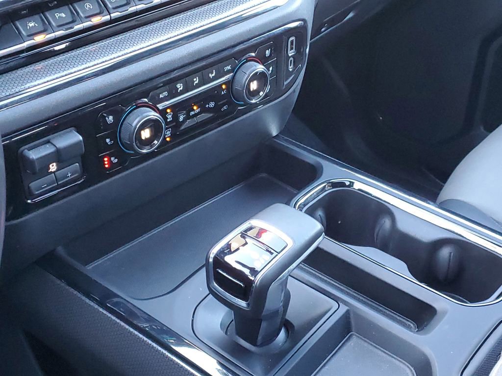 Used 2023 Chevrolet Silverado 1500 ZR2 image 25