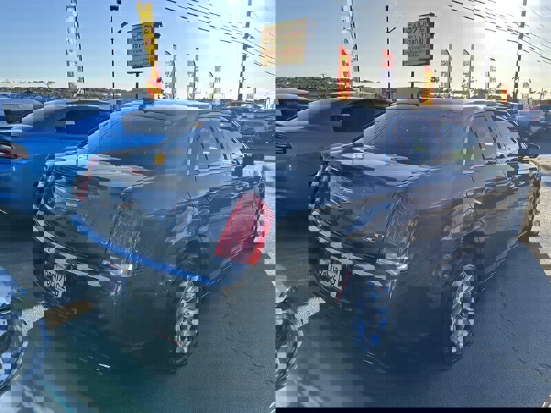 Used 2020 Chrysler 300 Touring image 27