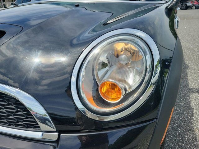 Used 2013 MINI Cooper S image 16