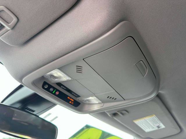 Used 2024 Chevrolet Blazer LT image 33