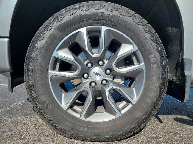 Certified 2024 Chevrolet Silverado 1500 RST w/ Z71 Off-Road Package AWD/4WD image 37