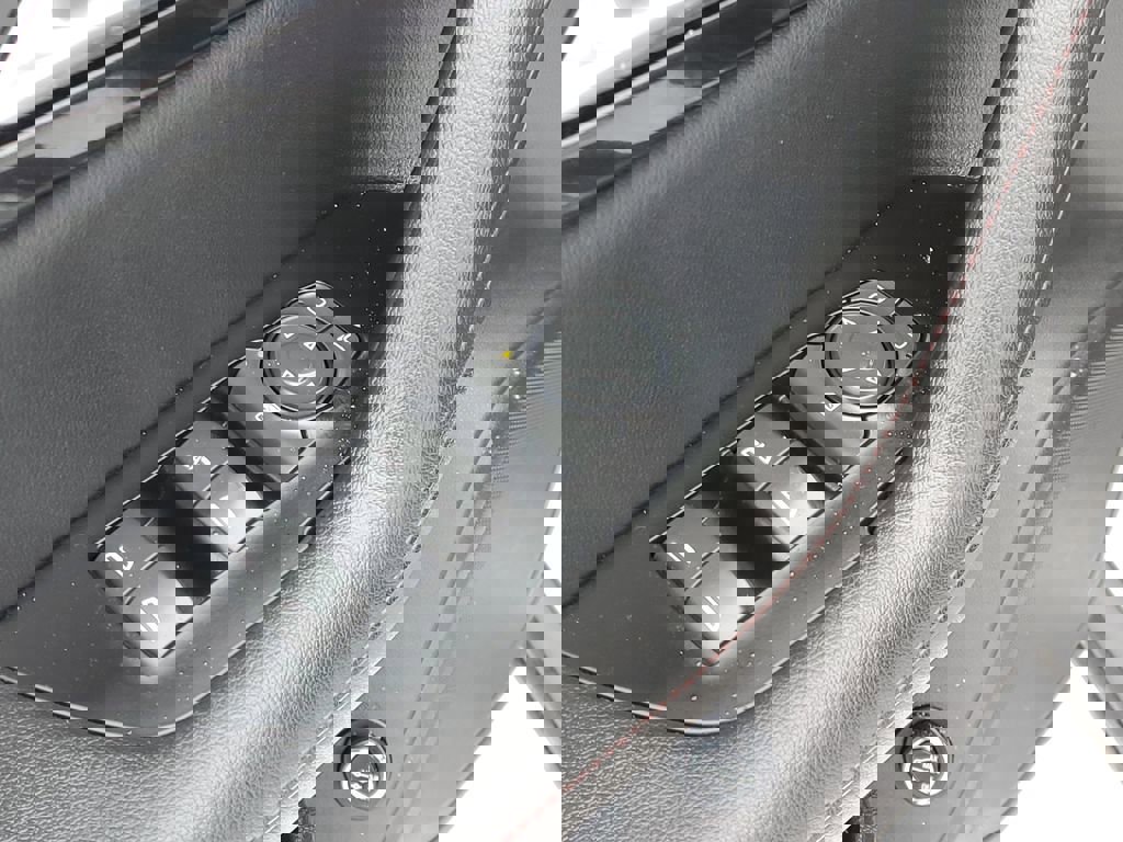 Used 2019 Chevrolet Blazer RS image 19