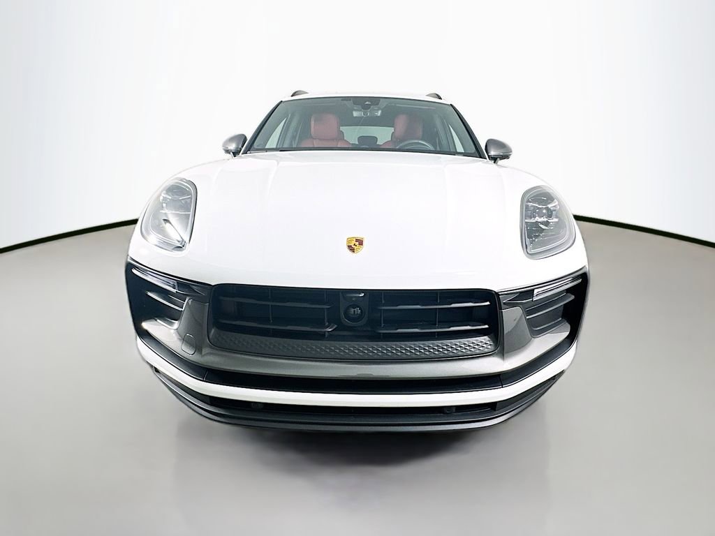 Certified 2026 Porsche Macan Turbo AWD/4WD image 6