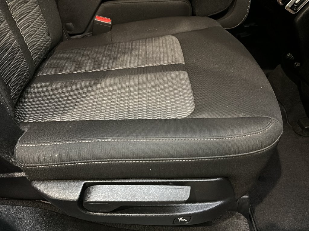 Used 2022 Kia Sorento LX AWD/4WD image 21