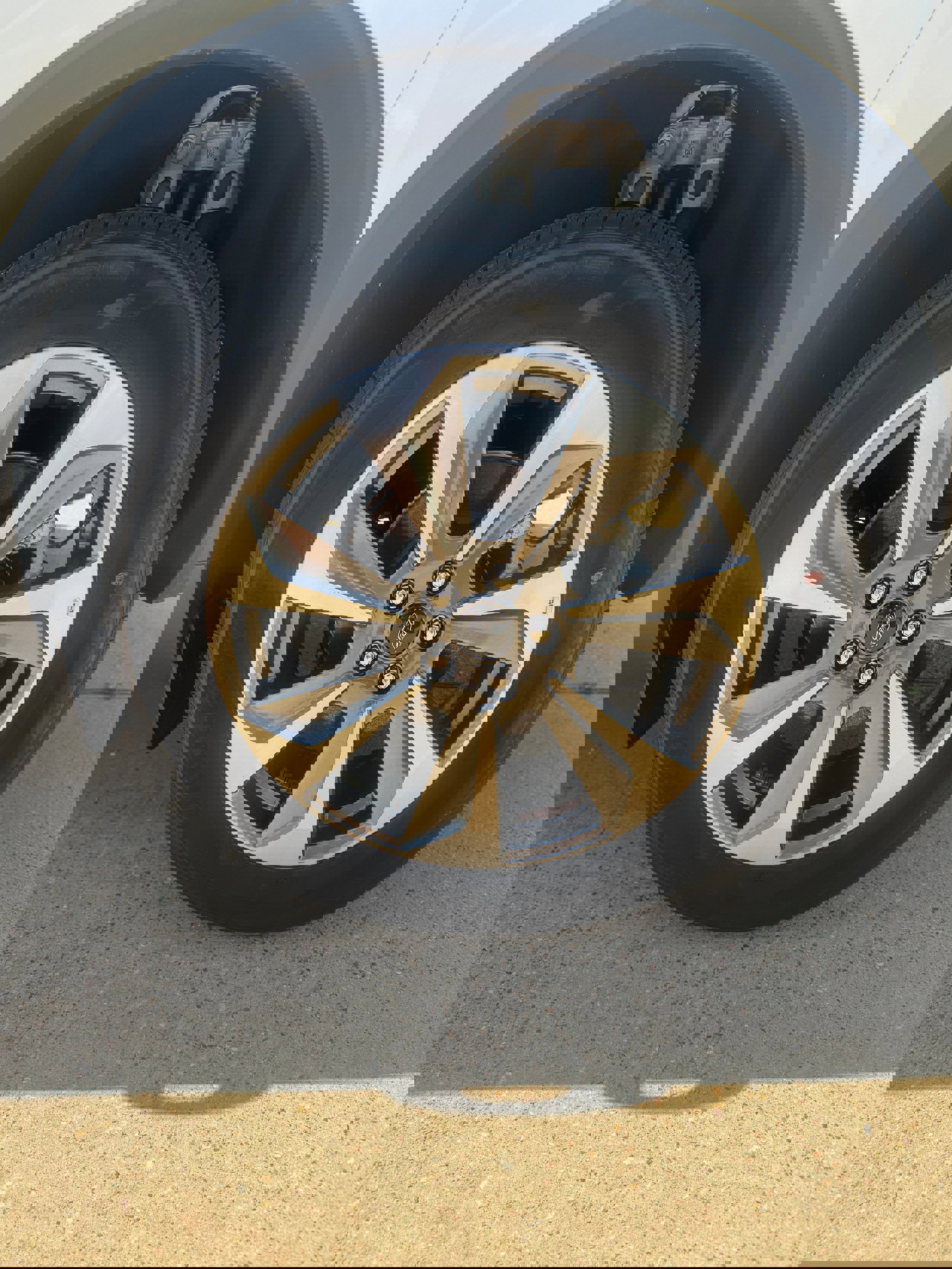 Used 2024 Ford Escape Platinum image 6