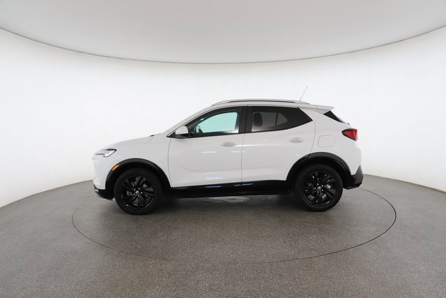 Used 2024 Buick Encore GX Sport Touring image 6