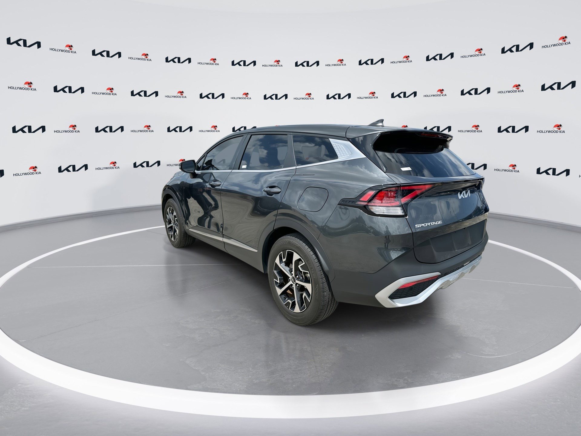 Certified 2024 Kia Sportage EX image 6