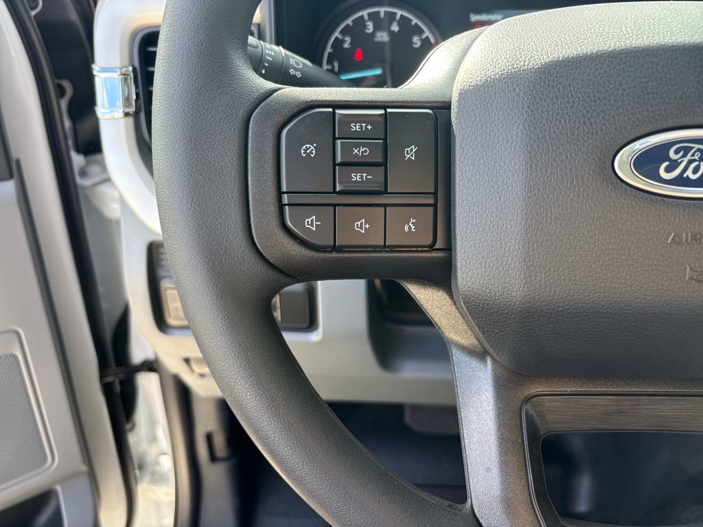 New 2026 Ford F250 XL w/ XL Chrome Package image 17
