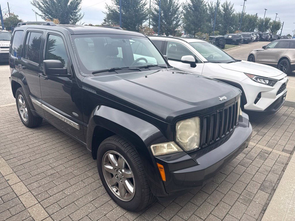 Used 2012 Jeep Liberty Sport AWD/4WD image 3