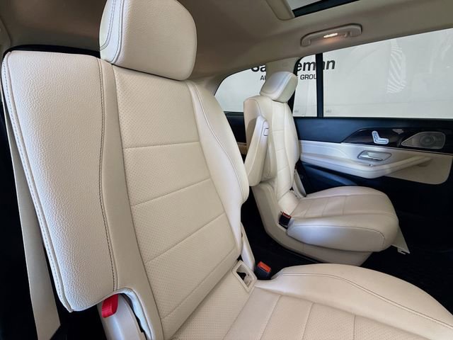 Used 2022 Mercedes-Benz GLS 450 4MATIC image 30