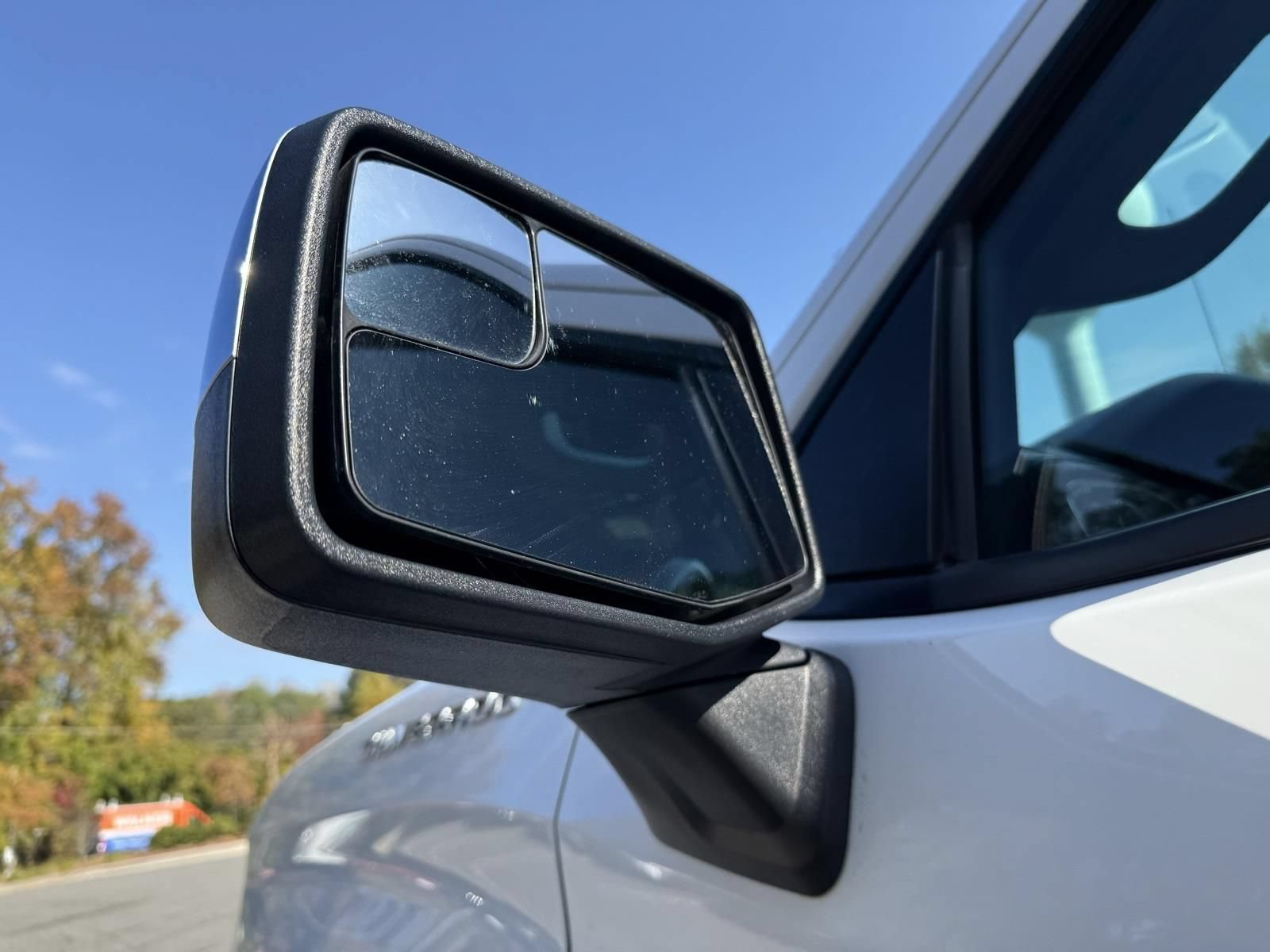 Used 2021 Chevrolet Silverado 1500 LT AWD/4WD image 18