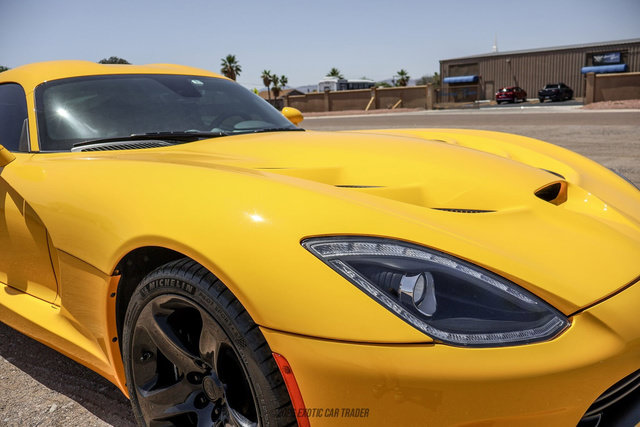 Used 2014 SRT Viper SRT-10 w/ Grand Touring Package RWD image 36