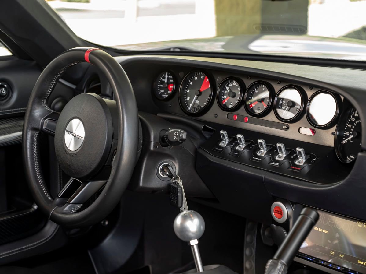 Used 2005 Ford GT image 38