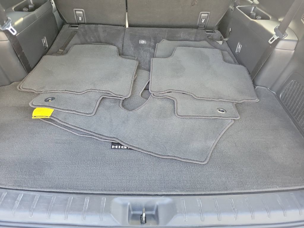 Used 2024 Toyota Grand Highlander XLE image 7