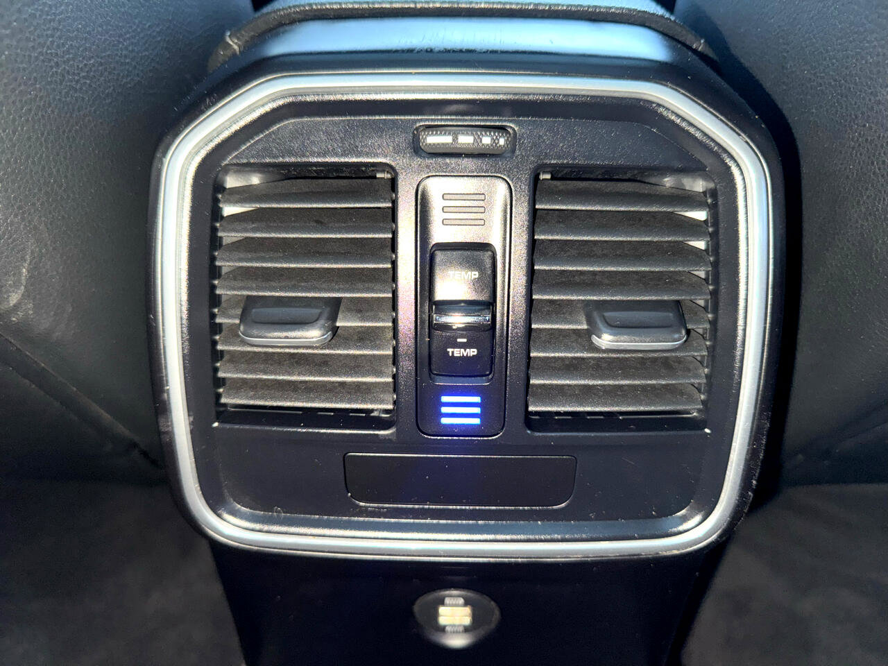 Used 2018 Porsche Macan image 29