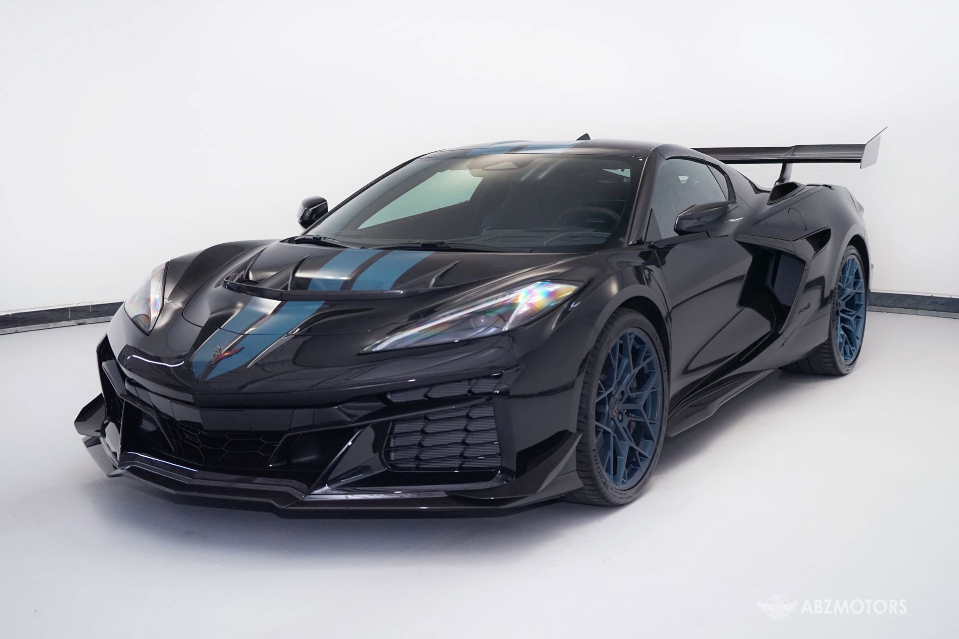 Used 2026 Chevrolet Corvette ZR1 RWD image 2