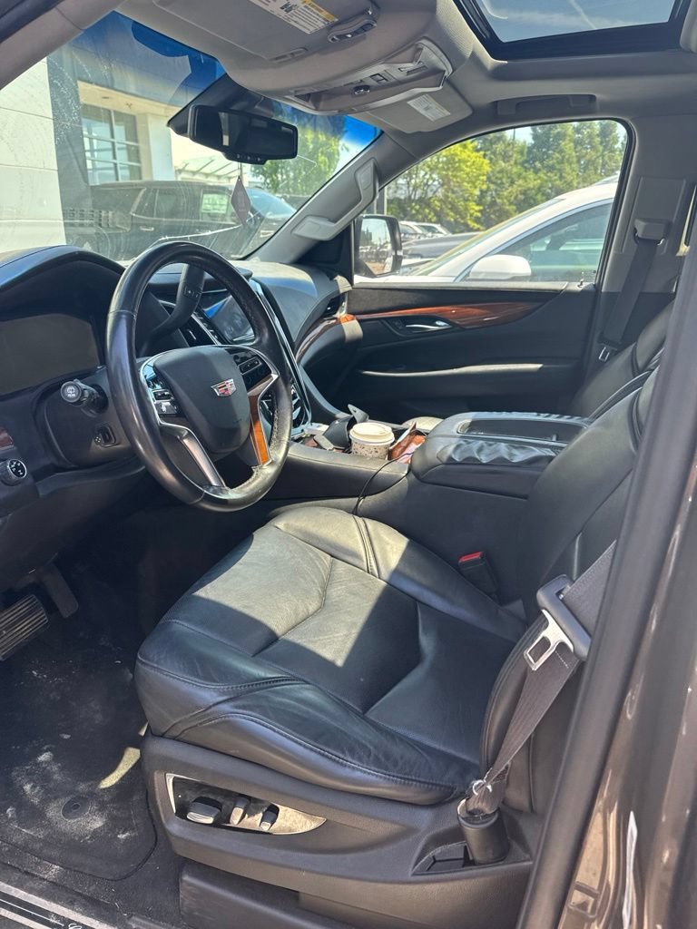 Used 2015 Cadillac Escalade ESV Premium AWD/4WD image 8