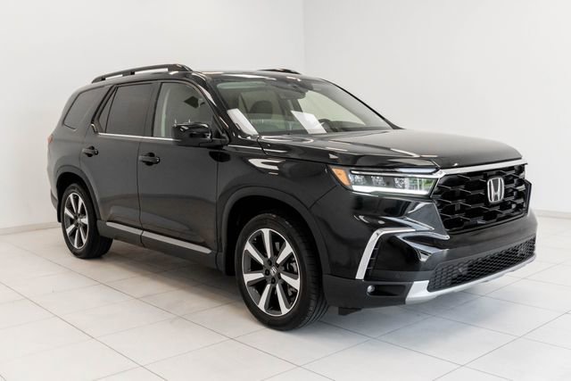 Used 2024 Honda Pilot Touring image 7