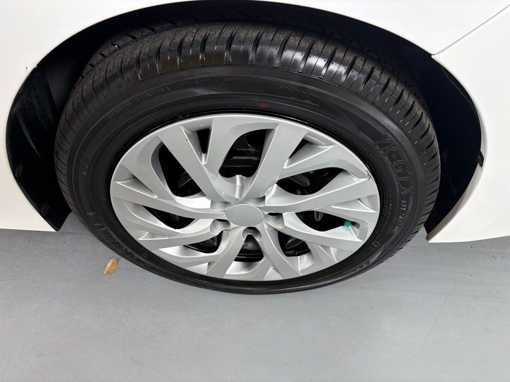 Used 2017 Toyota Corolla LE w/ Carpet Mat Package (TMS) image 10