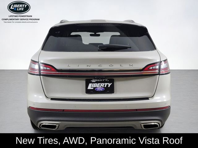 Used 2022 Lincoln Nautilus Reserve image 4