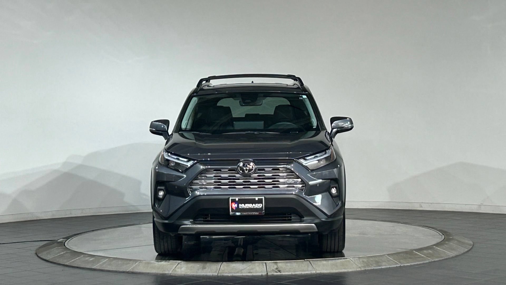 Used 2025 Toyota RAV4 Limited FWD video 3