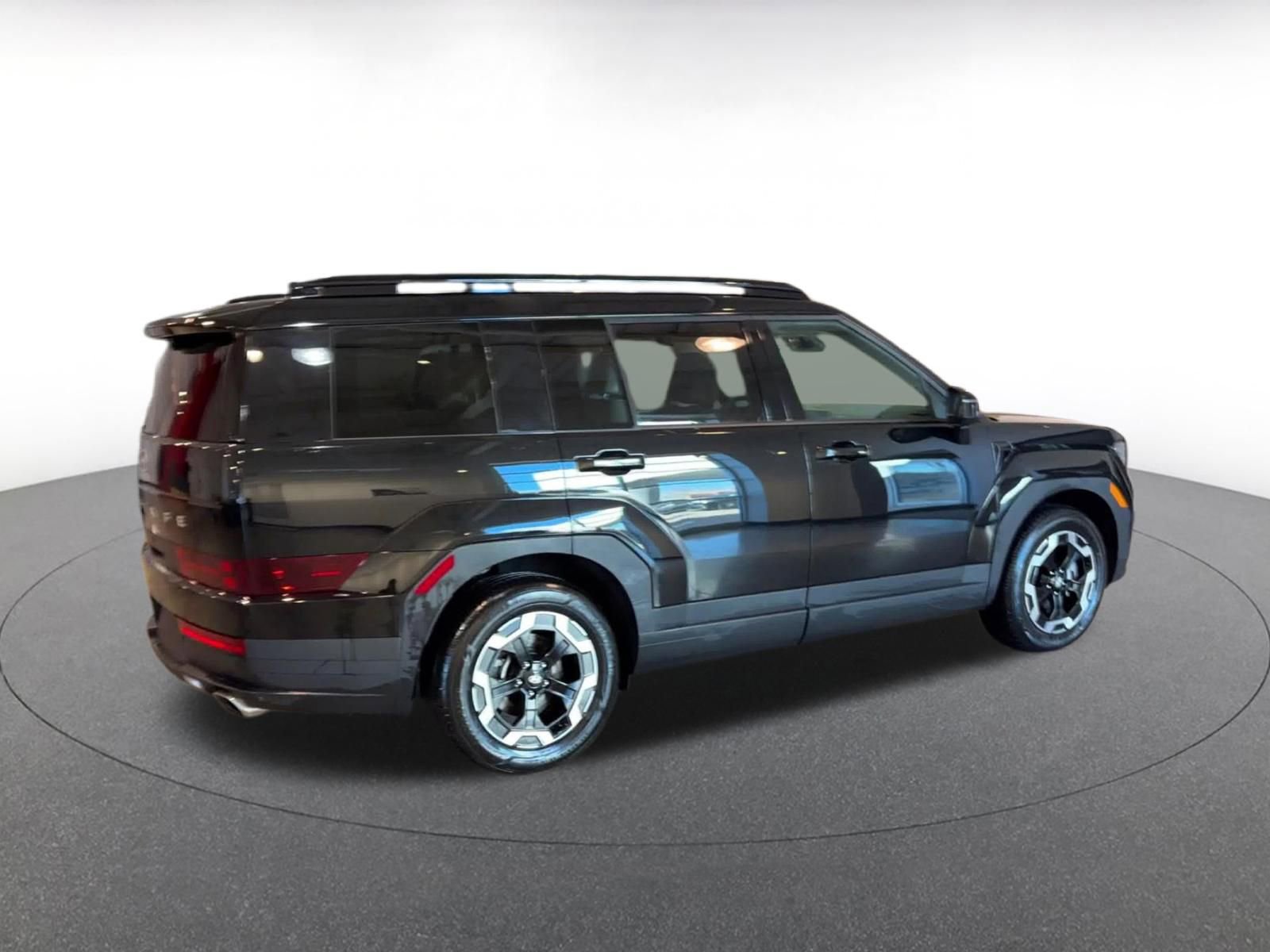 Used 2025 Hyundai Santa Fe SEL image 16