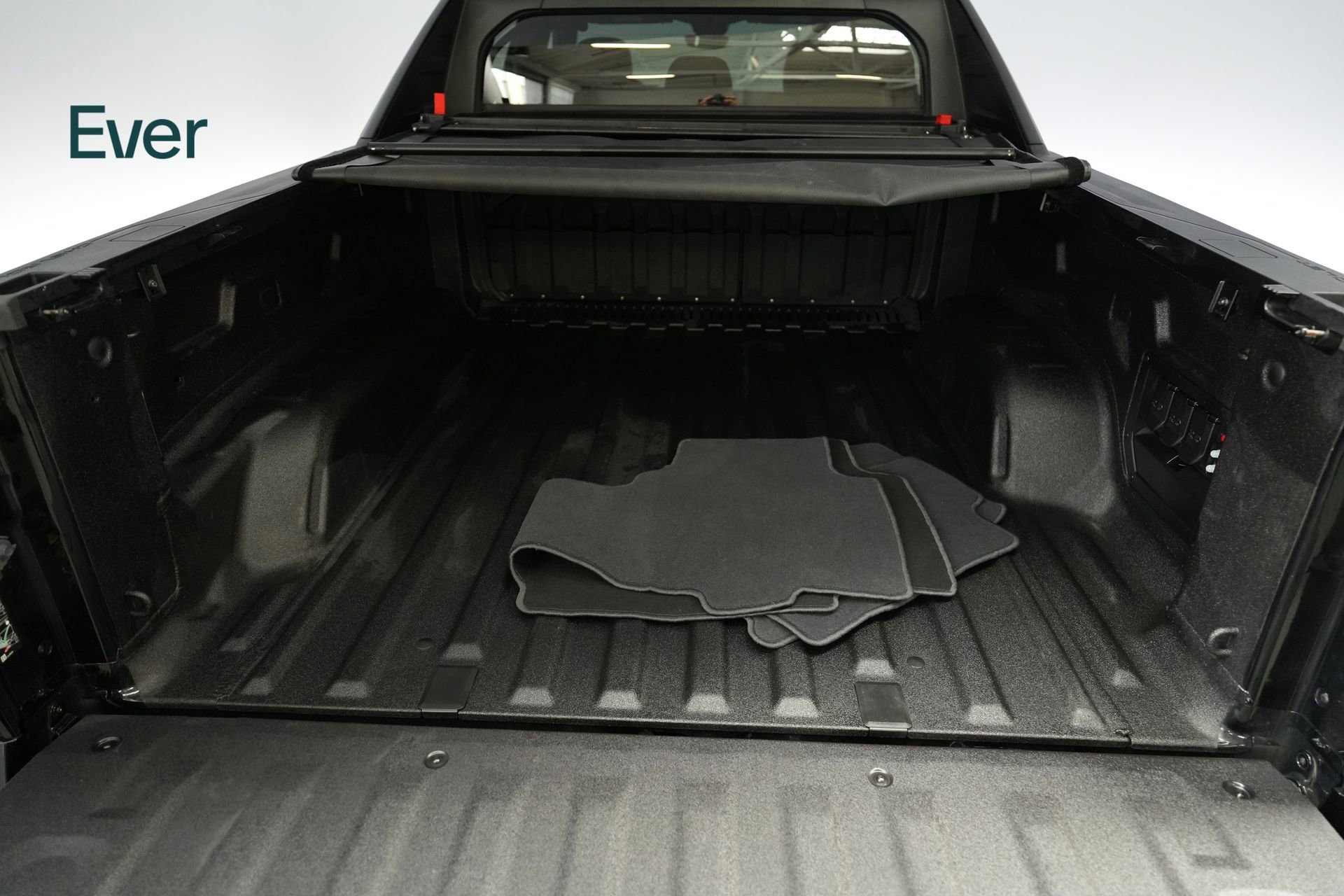 Used 2024 Chevrolet Silverado EV RST image 8