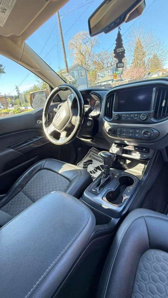 Used 2018 Chevrolet Colorado Z71 AWD/4WD image 5