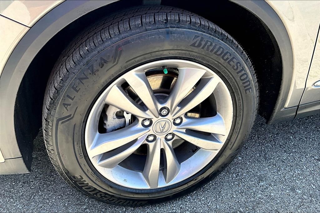 Used 2023 Acura MDX SH-AWD image 12