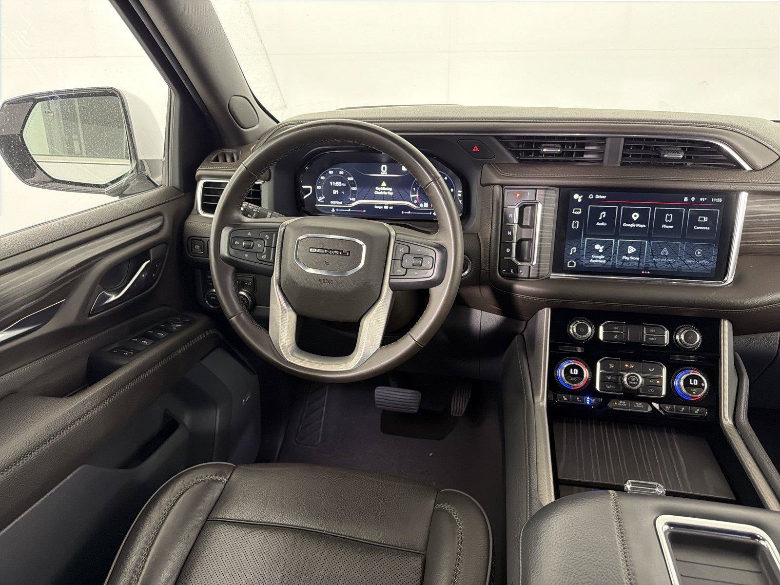 Certified 2023 GMC Yukon Denali AWD/4WD image 24